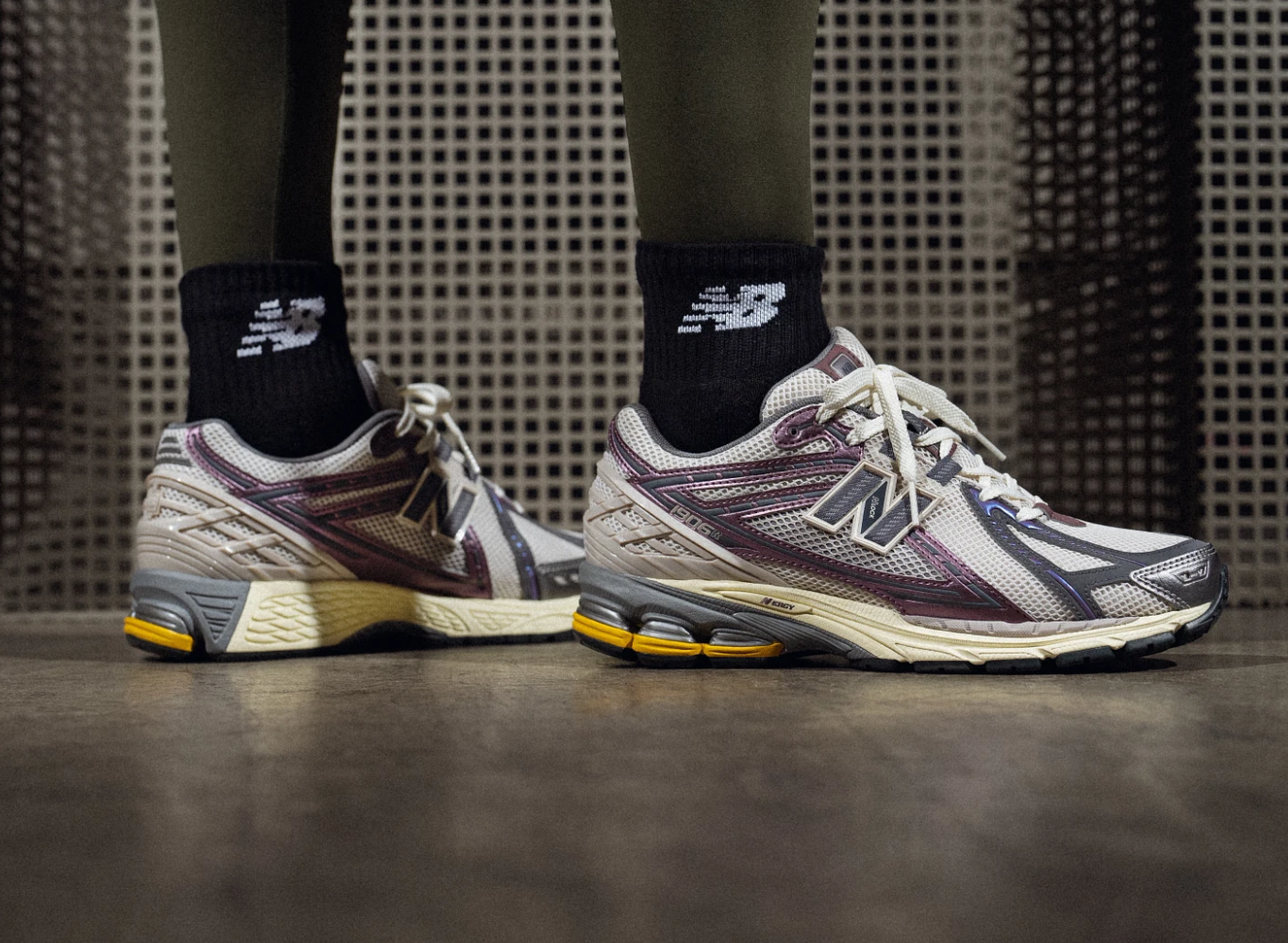 All grey on sale new balance shoes